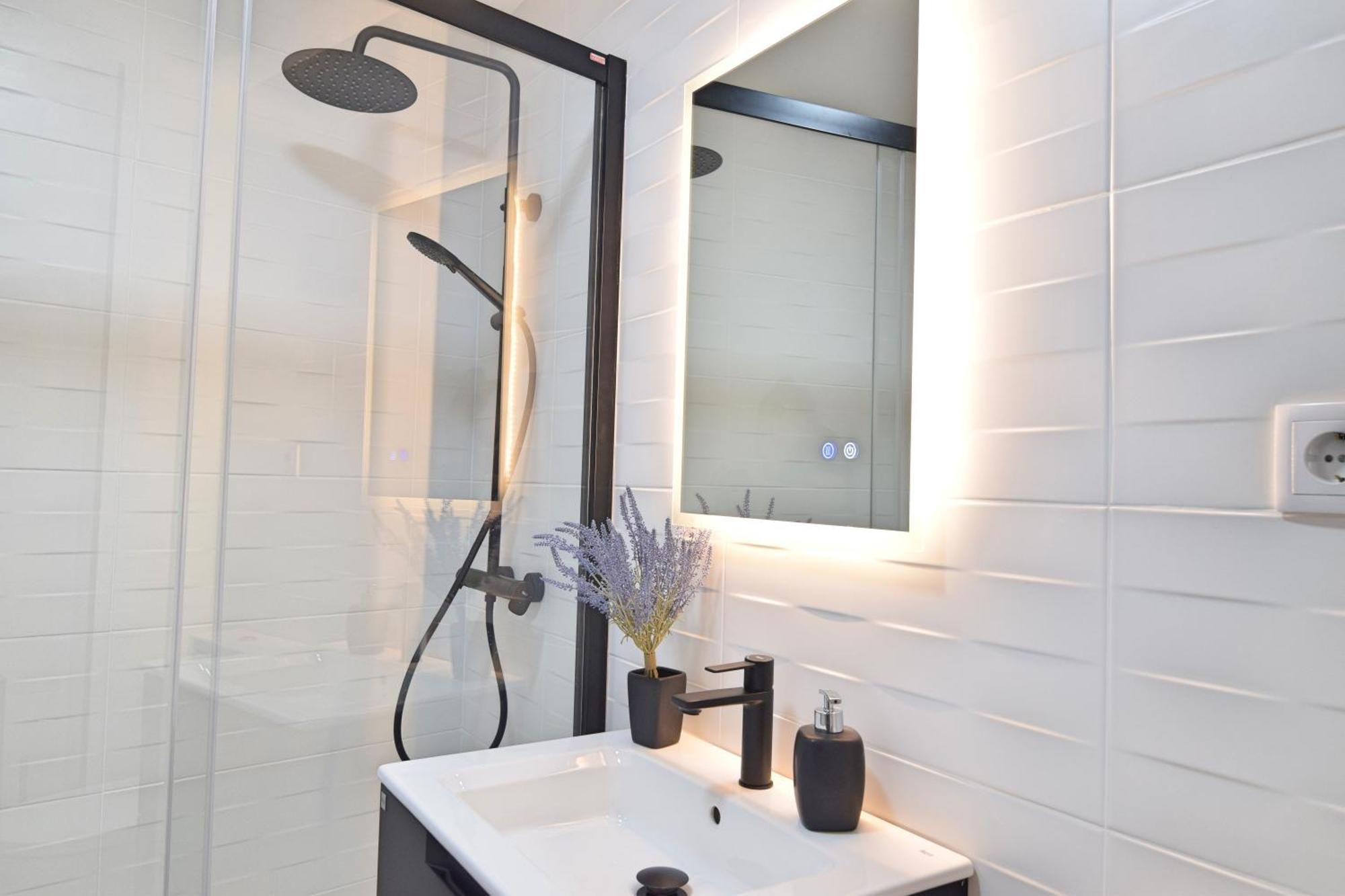 Apartamento Lomi, 3 Hab, 2 Banos Centro Málaga